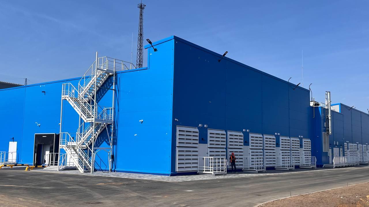 Потолок в дата центре